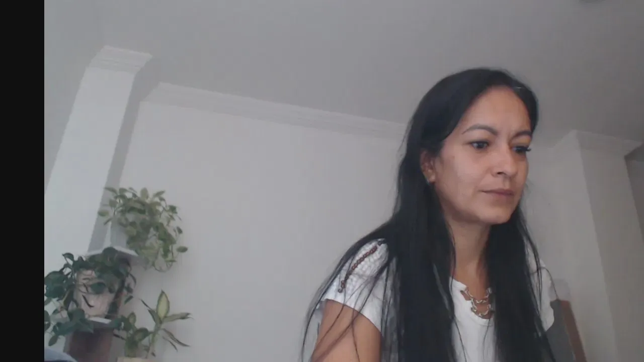 Offline GOLDENBOOTY on Cam4