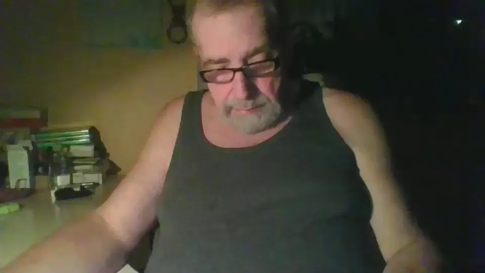 Offline hairy363dick on Cam4