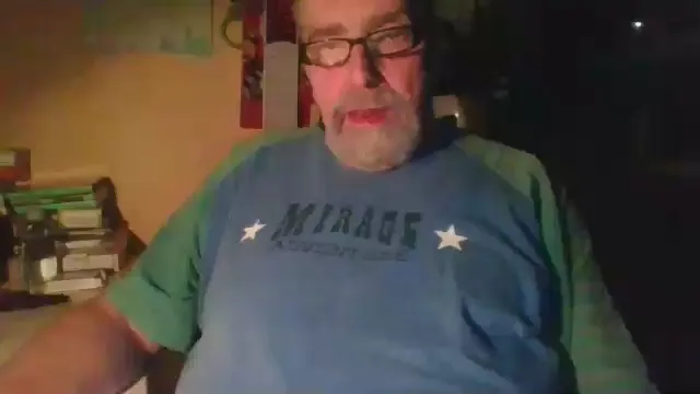 Offline hairy363dick on Cam4