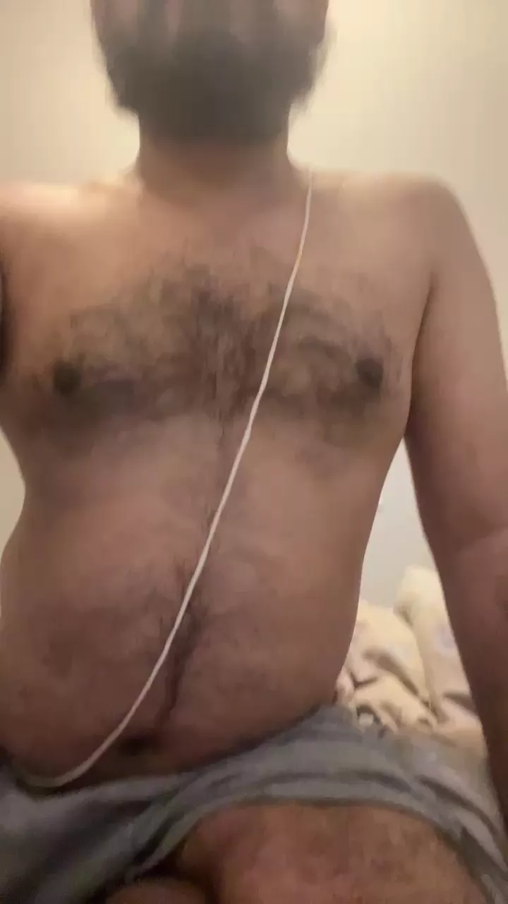 Offline HairyIndiann on Cam4