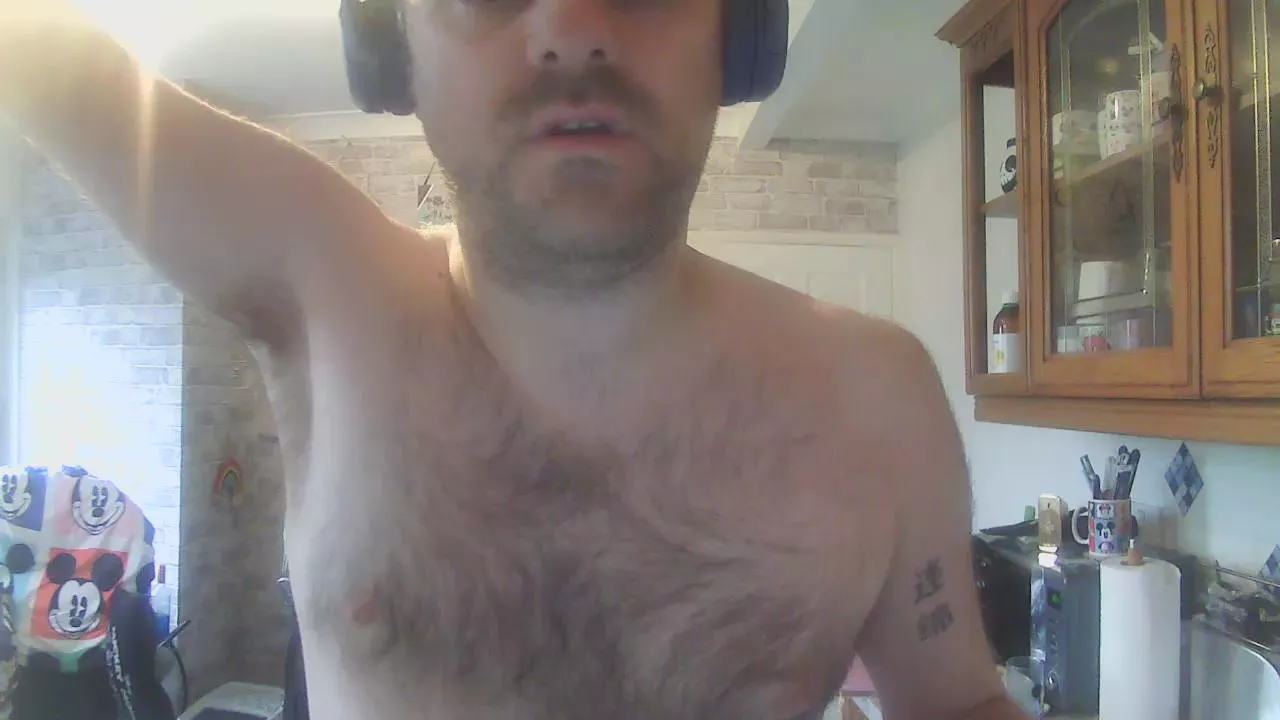 Offline HairyScottish on Cam4