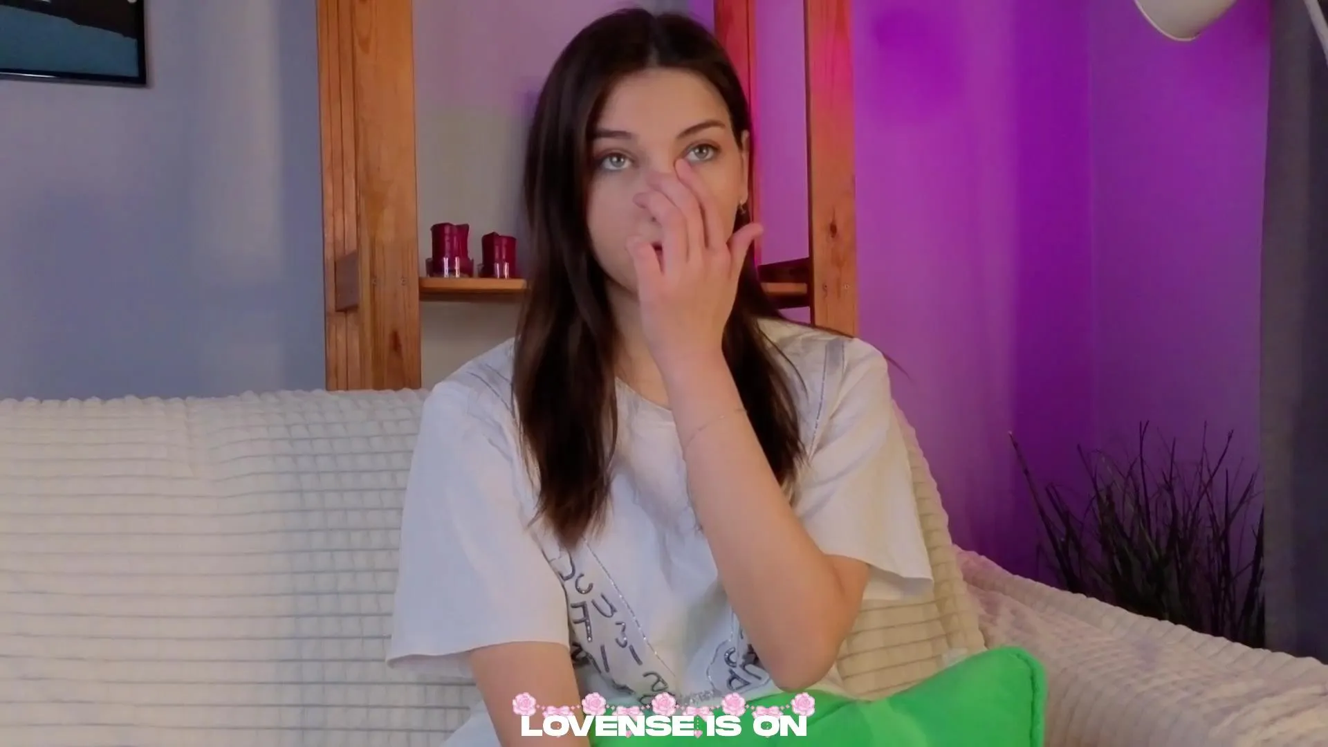 Freechat HallieBulfer on Cam4