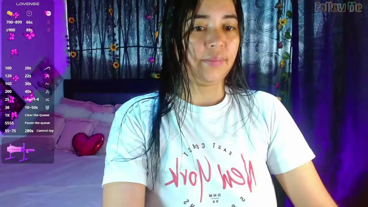 Offline HannaAGT on Cam4