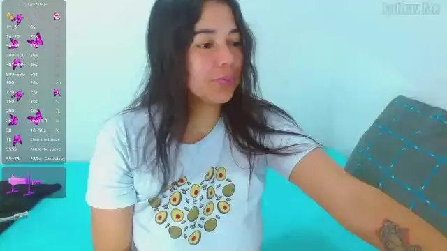 Offline HannaAGT on Cam4