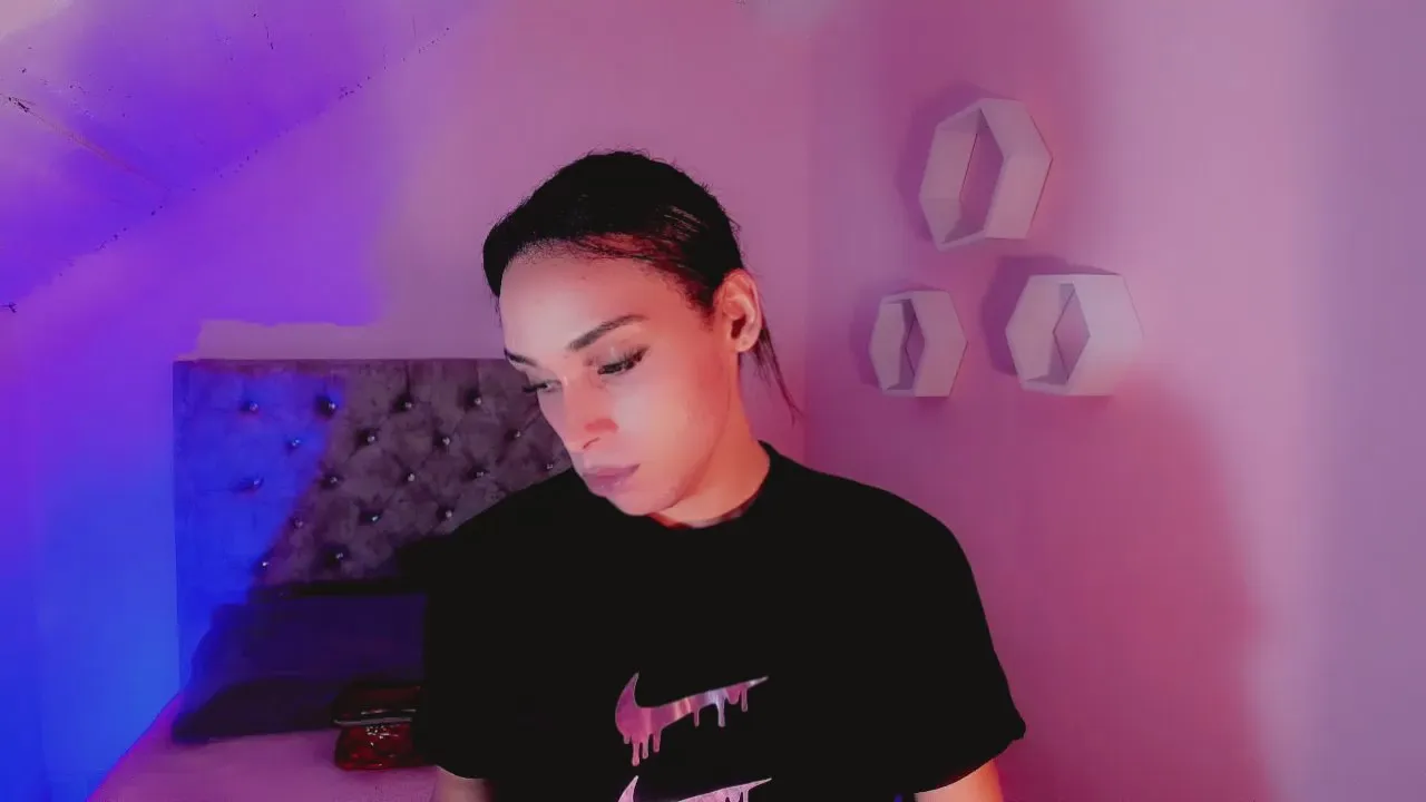 Offline HapperTyla on Cam4