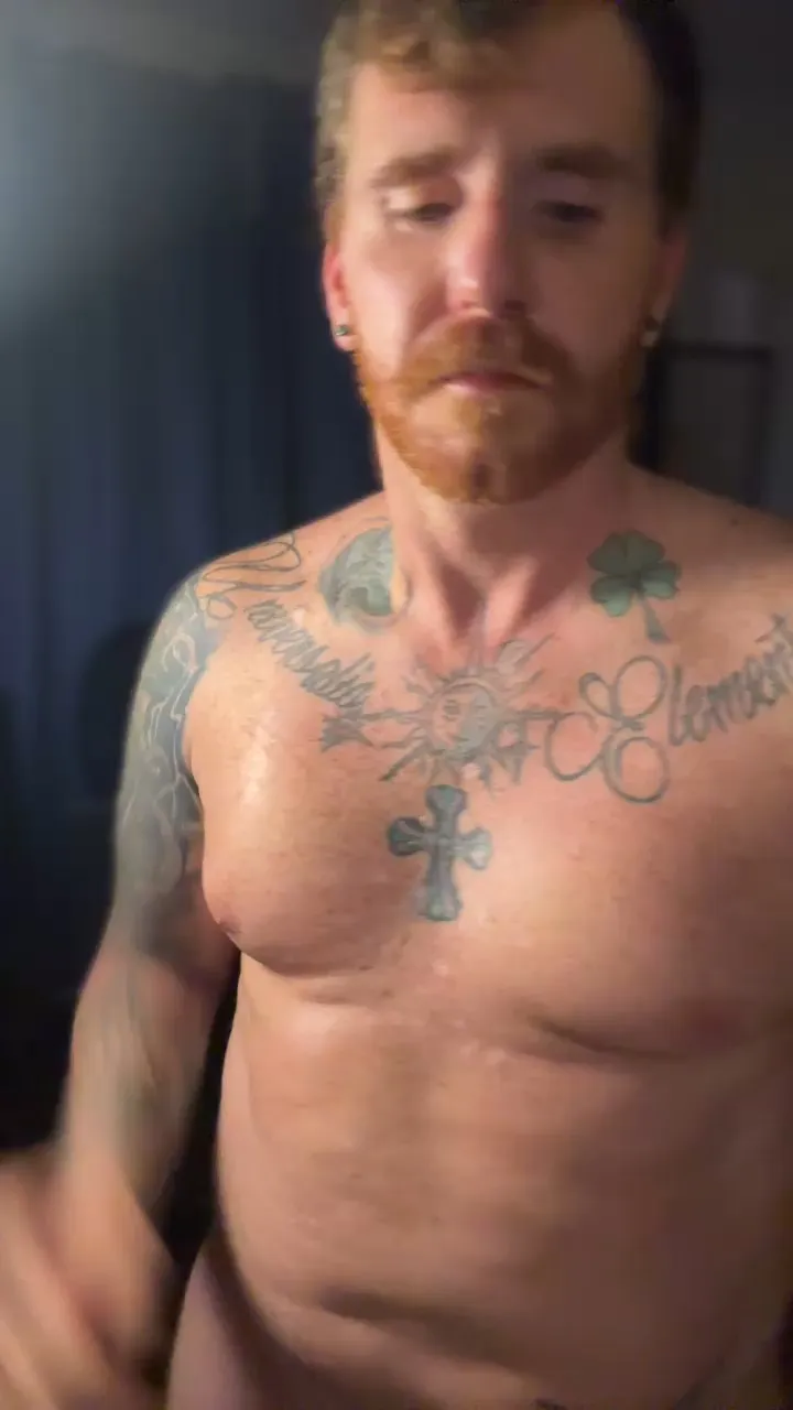 Offline HardwrkingK0 on Cam4