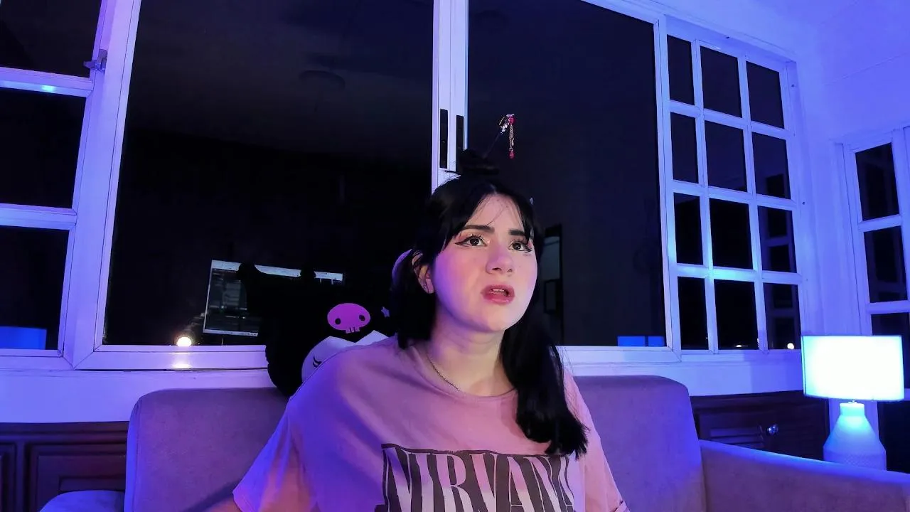 Offline HariMoon on Cam4