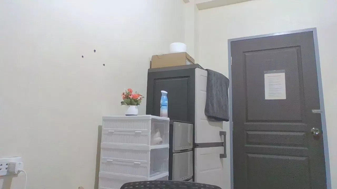 Offline harley_queen69 on Cam4