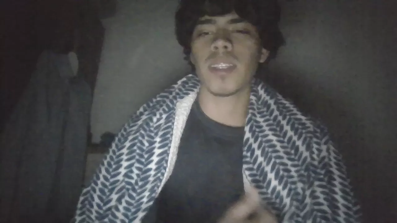 Offline harry18201 on Cam4