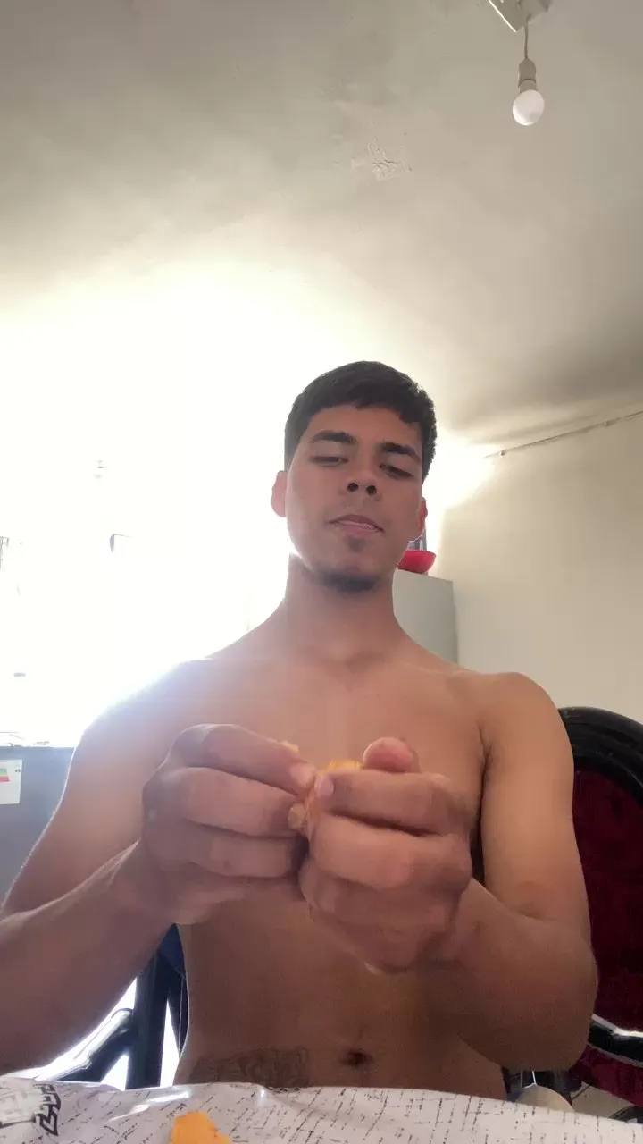 Offline harry18201 on Cam4