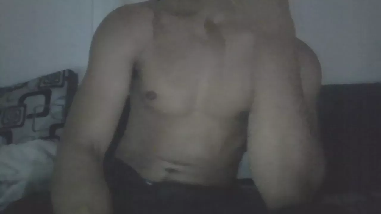 Offline harry18201 on Cam4