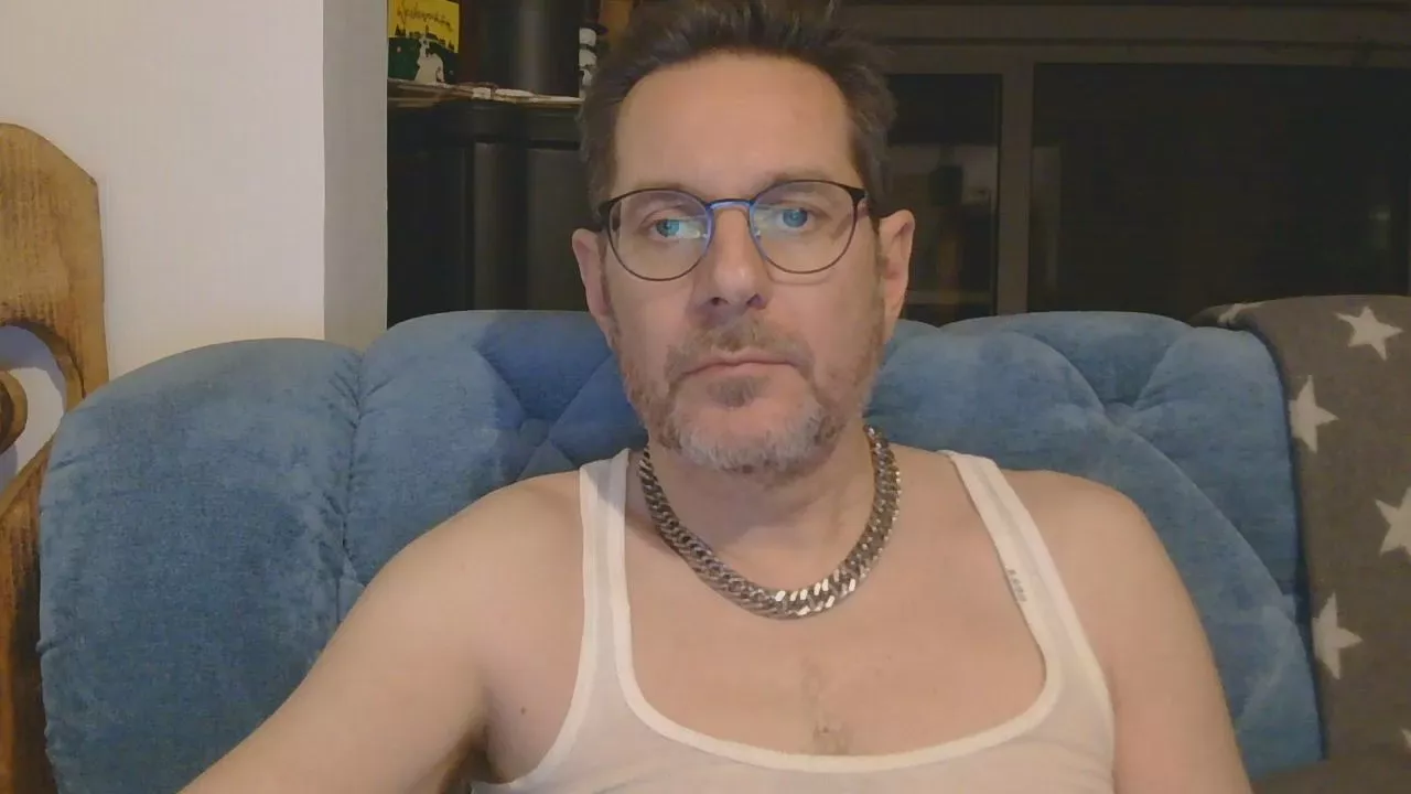 Offline hasemann34 on Cam4