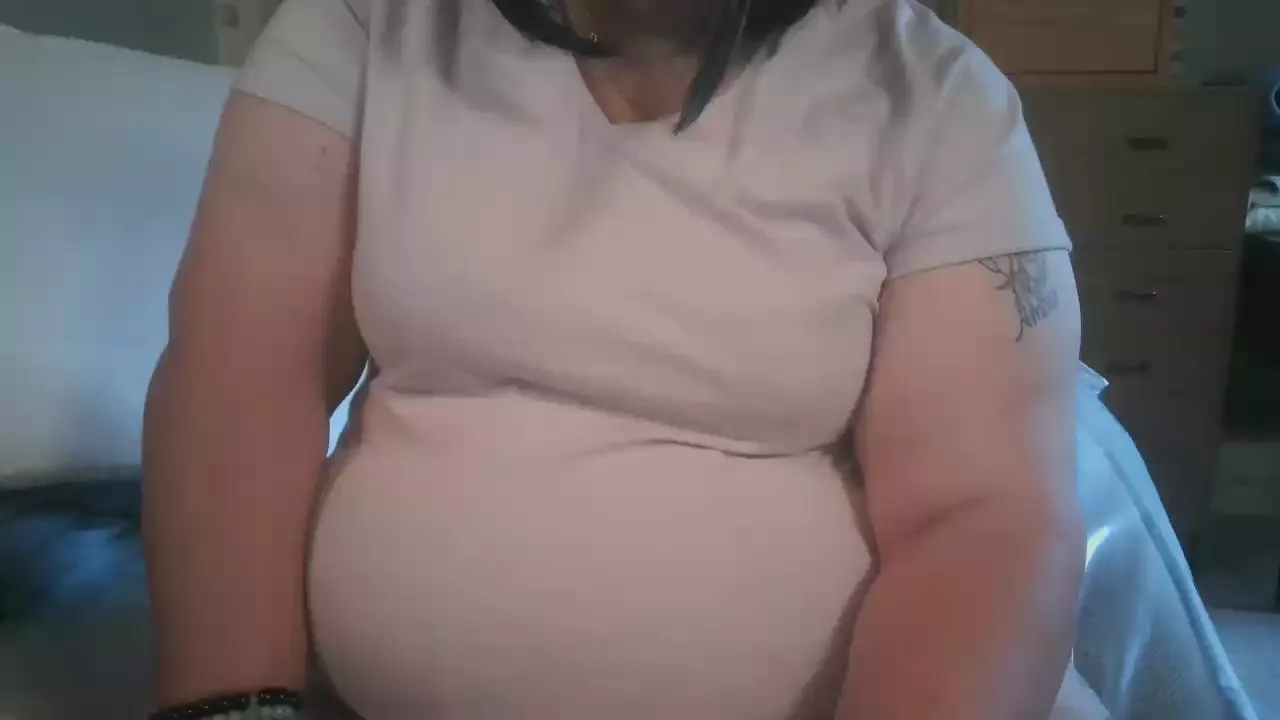 Freechat helenananana on Cam4