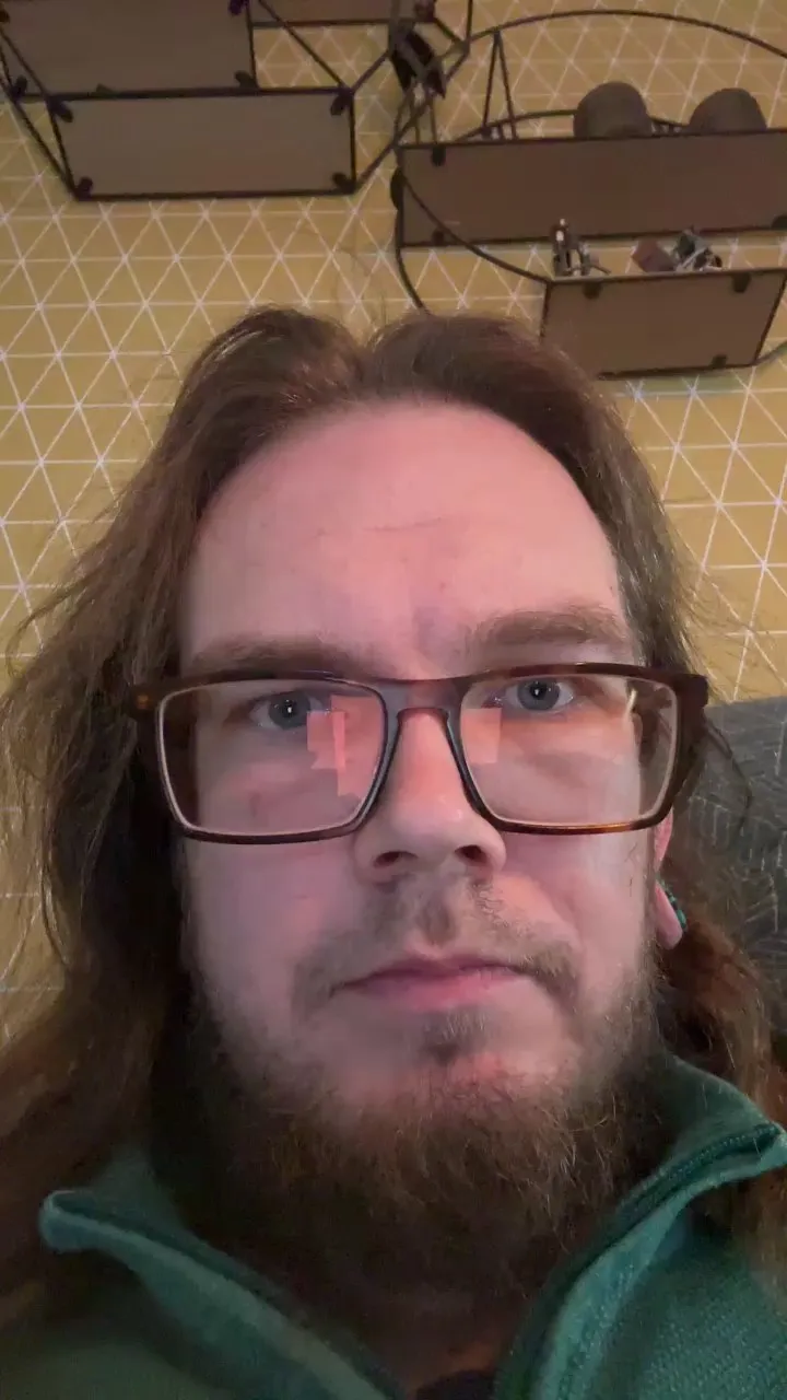 Offline Henklange on Cam4