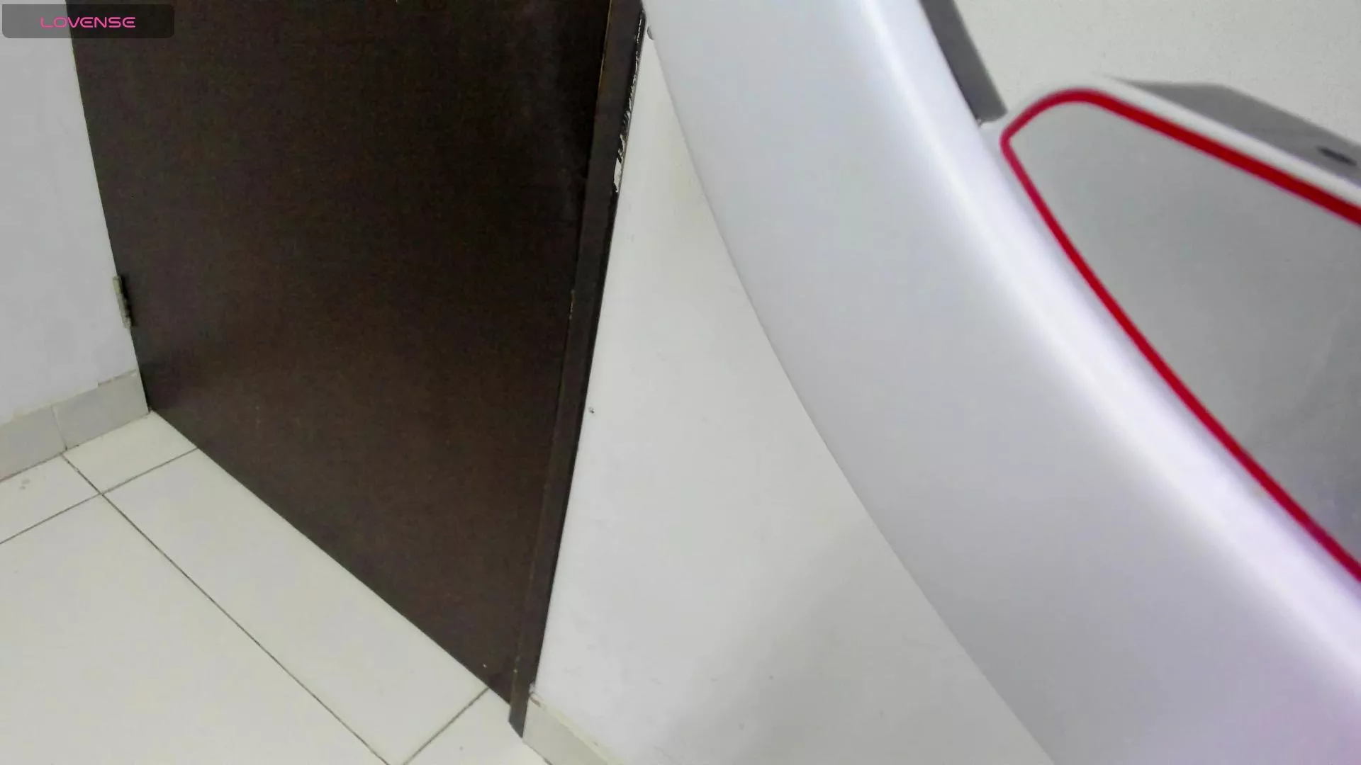 Offline HijabiMilf on Cam4