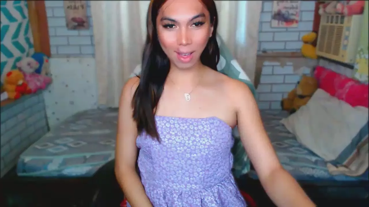 Offline HolyBunny_ on Cam4