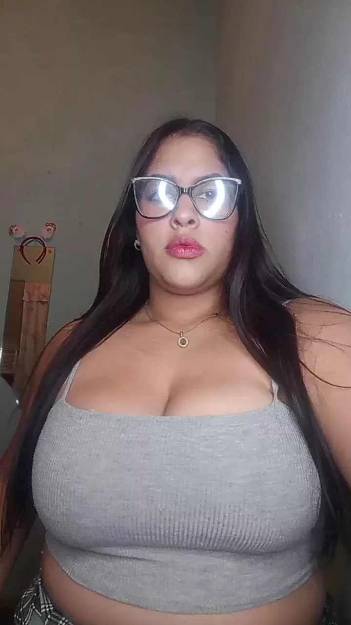 Offline hosanna1 on Cam4