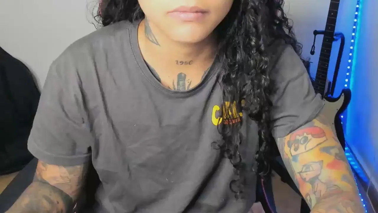 Offline Hot_ama on Cam4