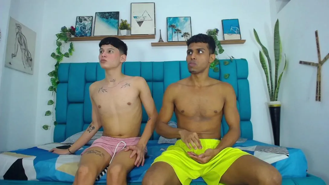 Hot_Boys_Latino on Cam4