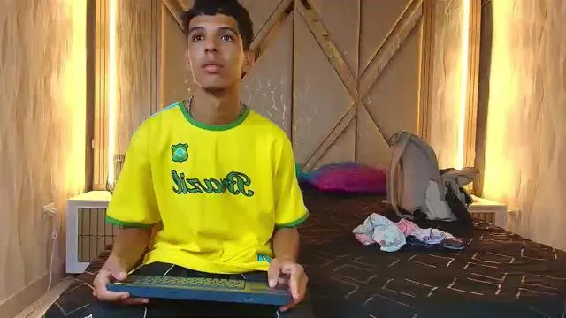 Offline Hotcouple_222 on Cam4