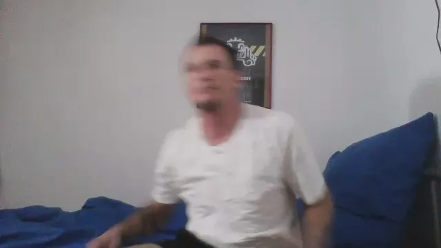 Offline Hotloversax06 on Cam4