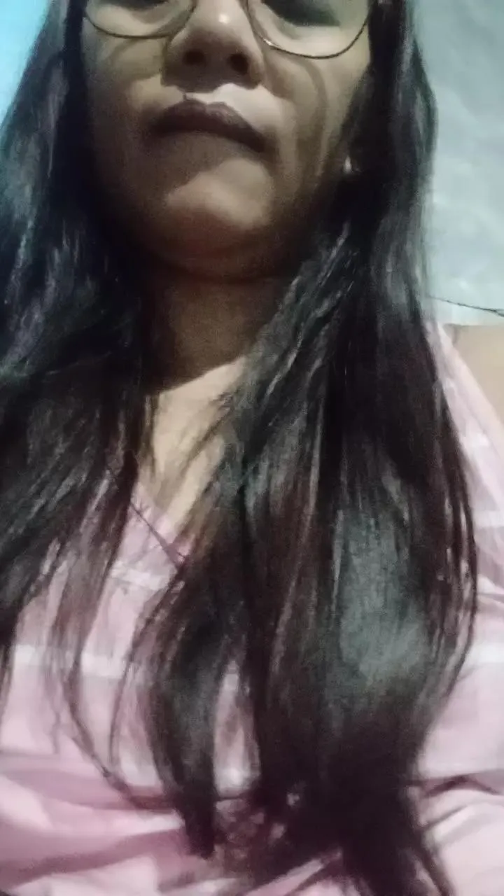 Offline HotSexyVanessa on Cam4