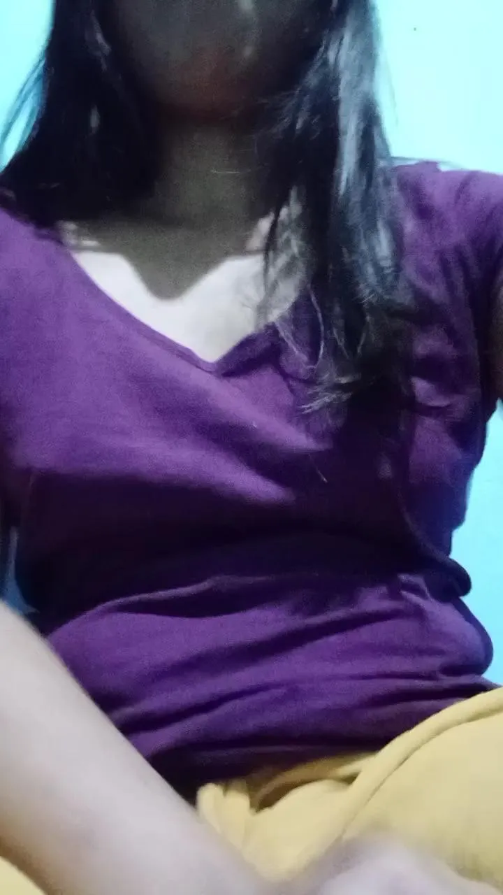 Offline HotSexyVanessa on Cam4