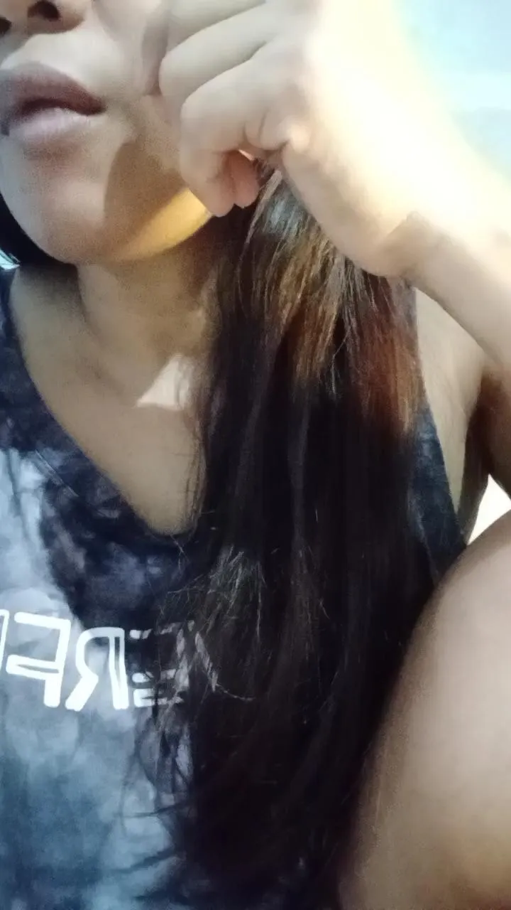 Offline HotSexyVanessa on Cam4