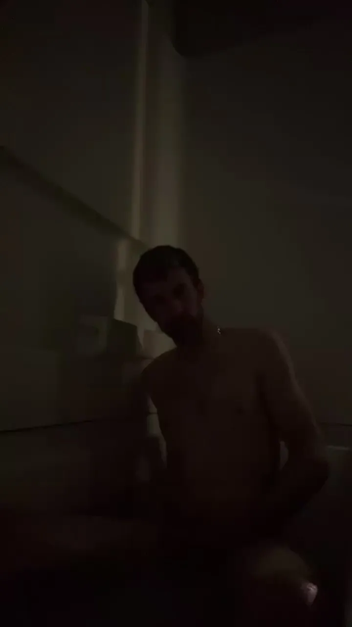 Offline HungStud42069 on Cam4