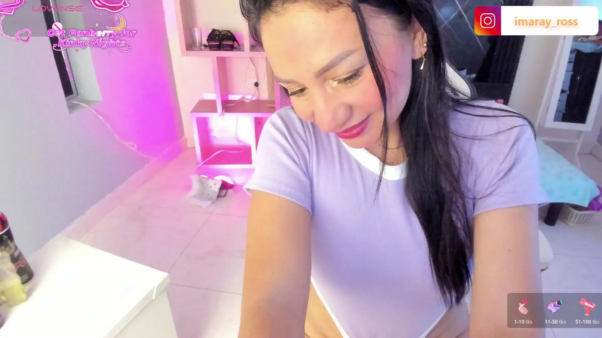 Offline Imaray_1_ on Cam4