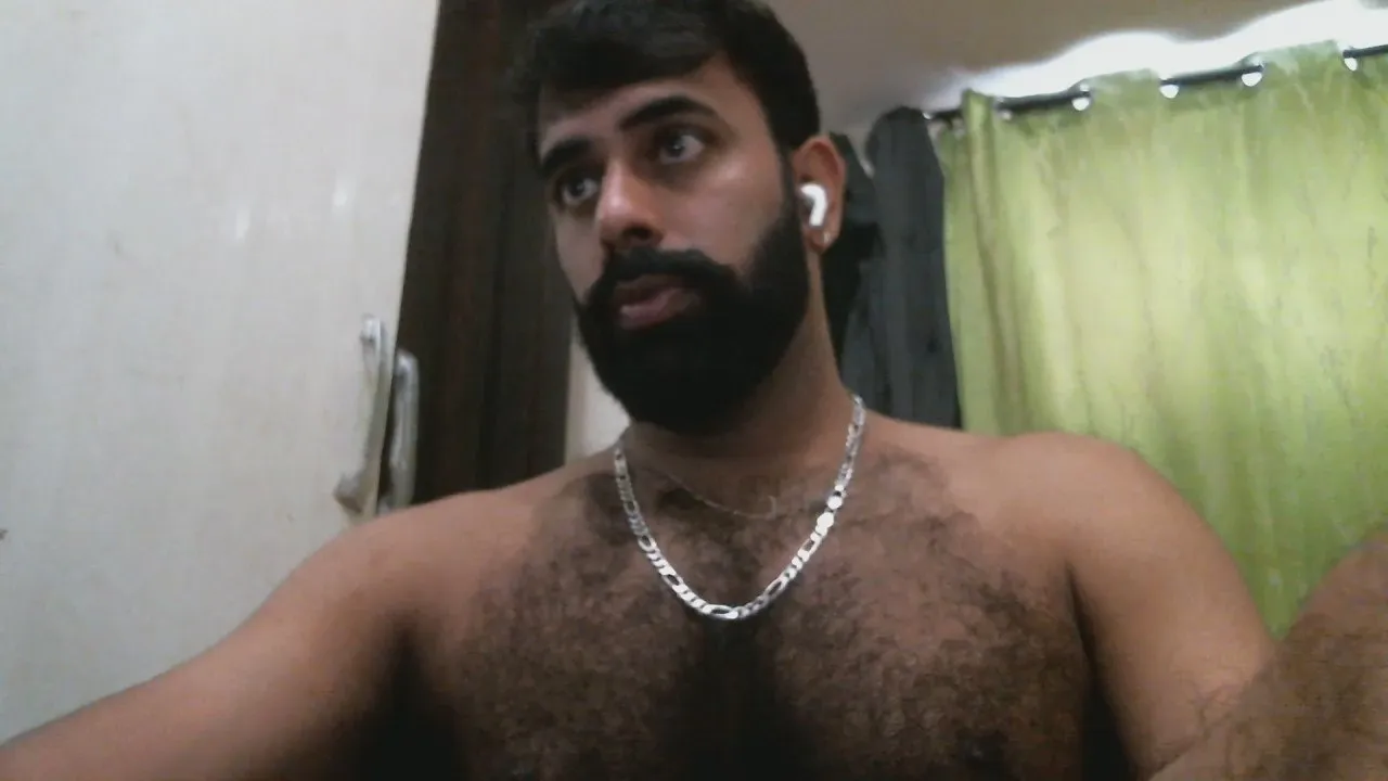 Offline Indiankinghairy on Cam4