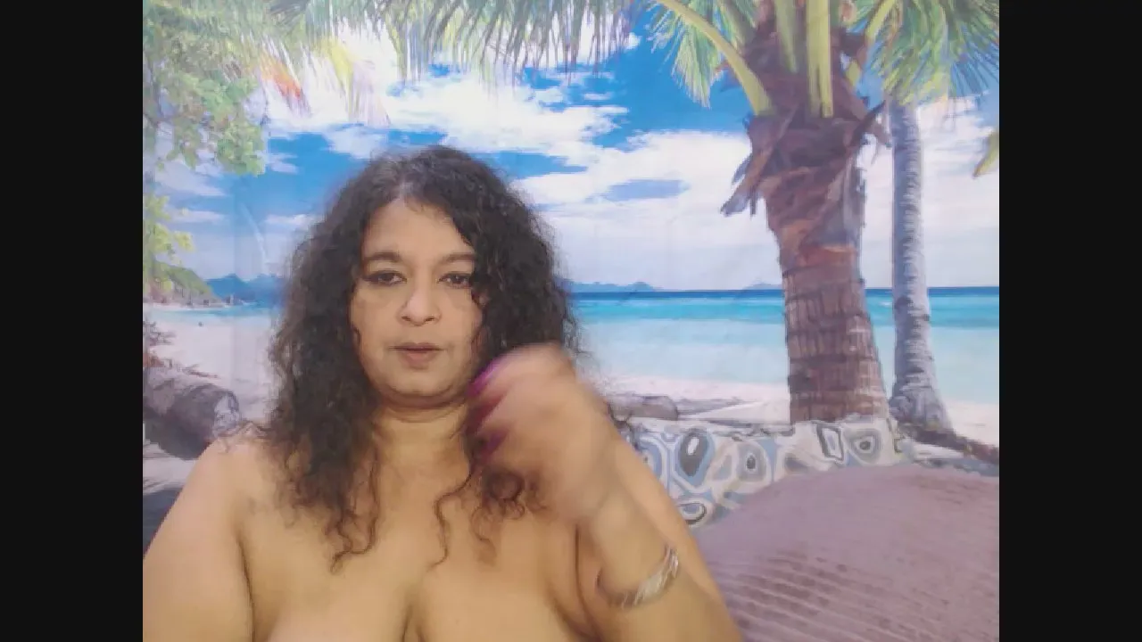 indianstar75 on Cam4 