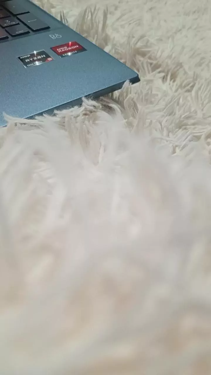 Offline isabellaSex28 on Cam4