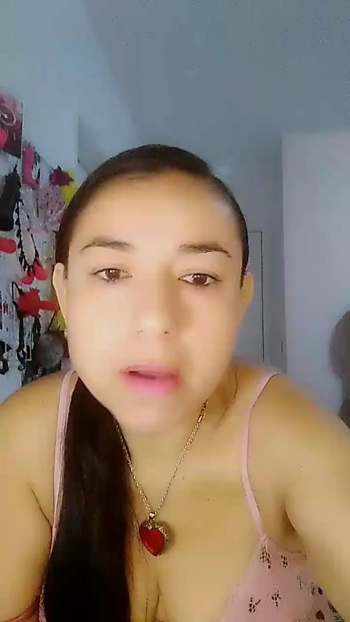 Offline Isadoradelicia on Cam4