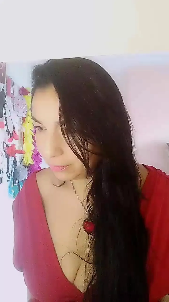 Offline Isadoradelicia on Cam4