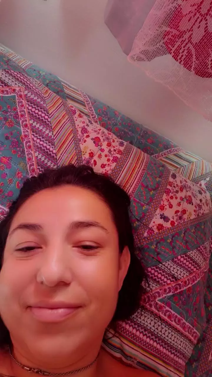 Offline Isadoradelicia on Cam4