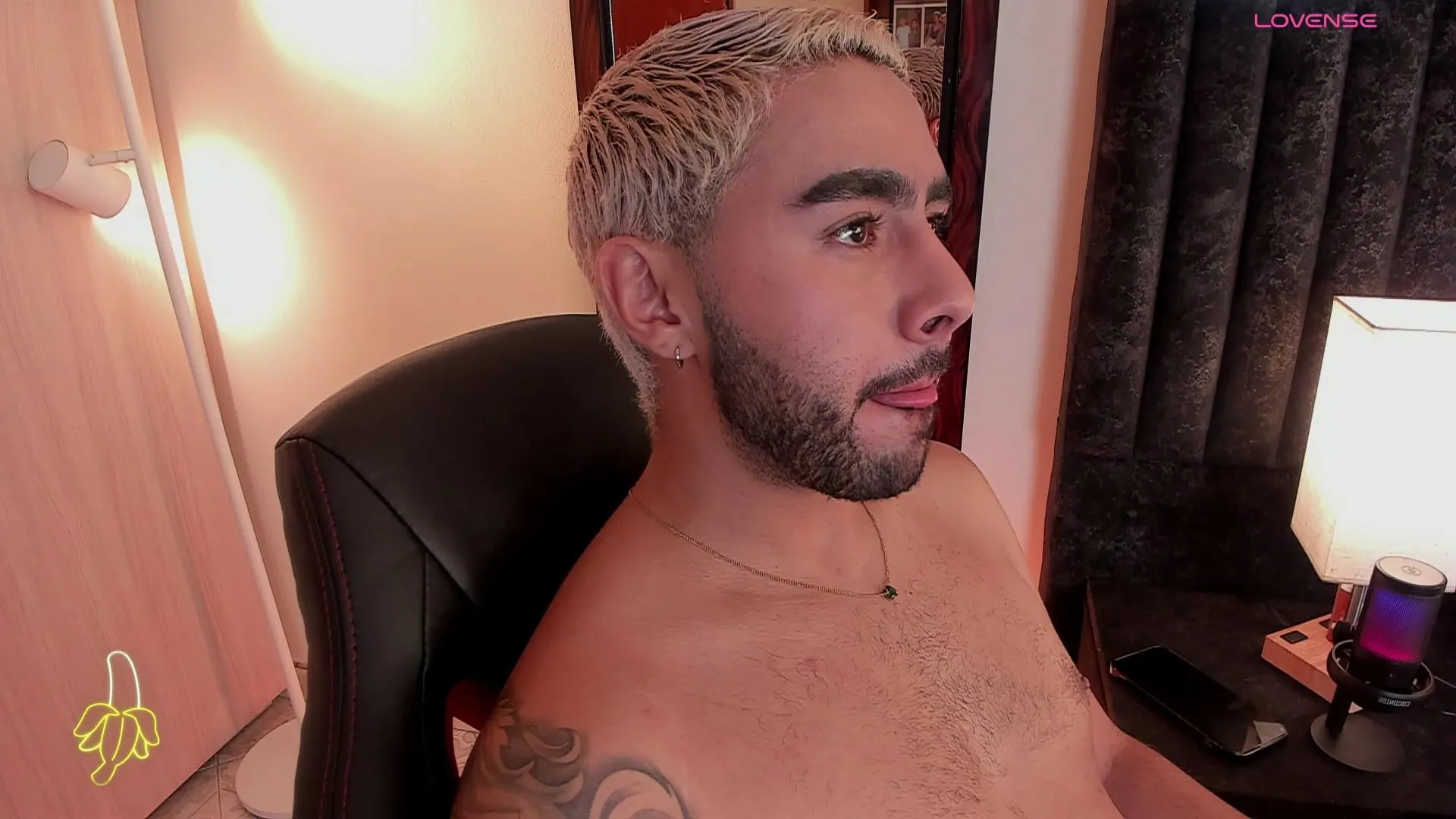 Offline itsmeeros on Cam4