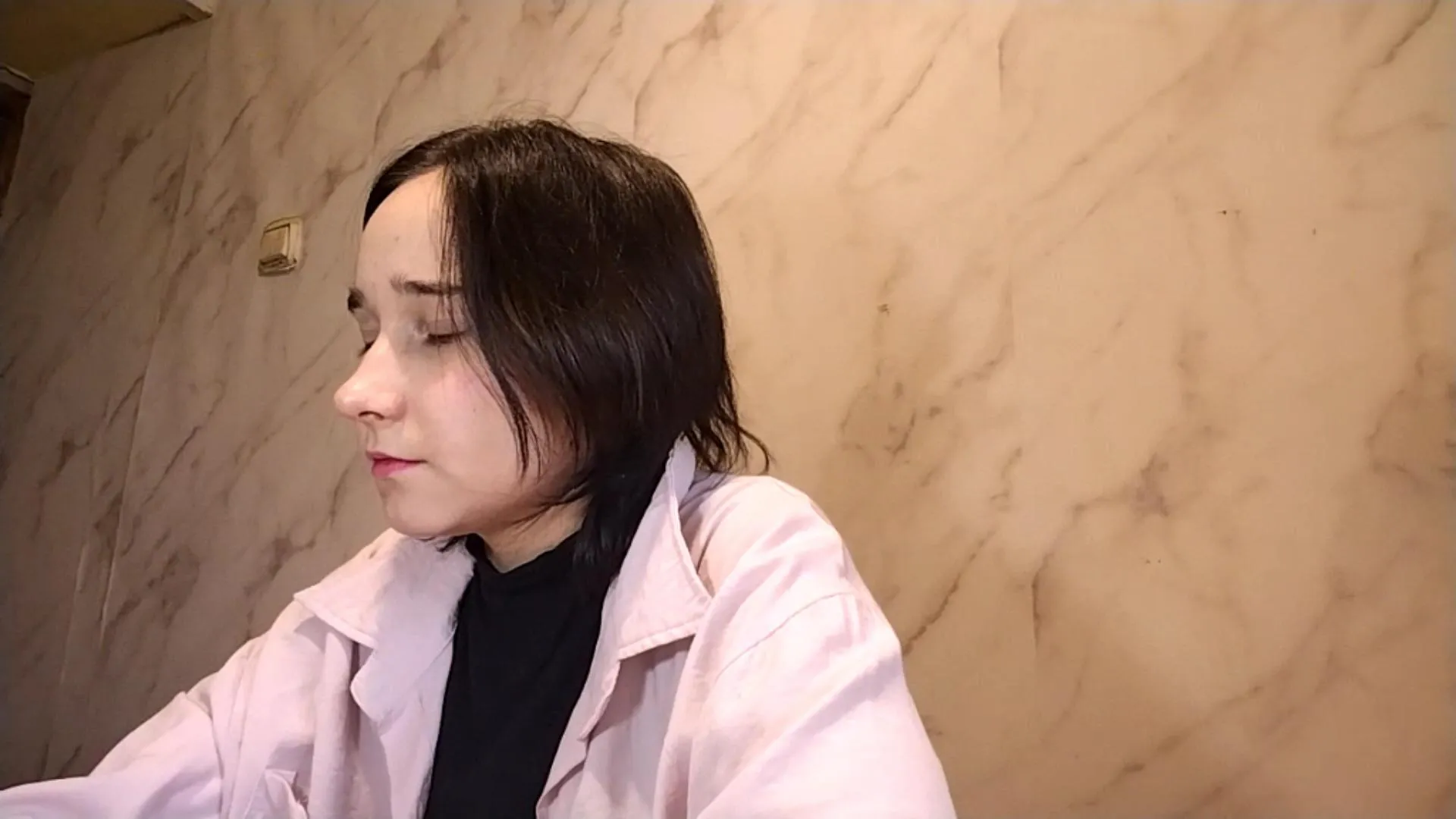 Offline IvanaHartline on Cam4