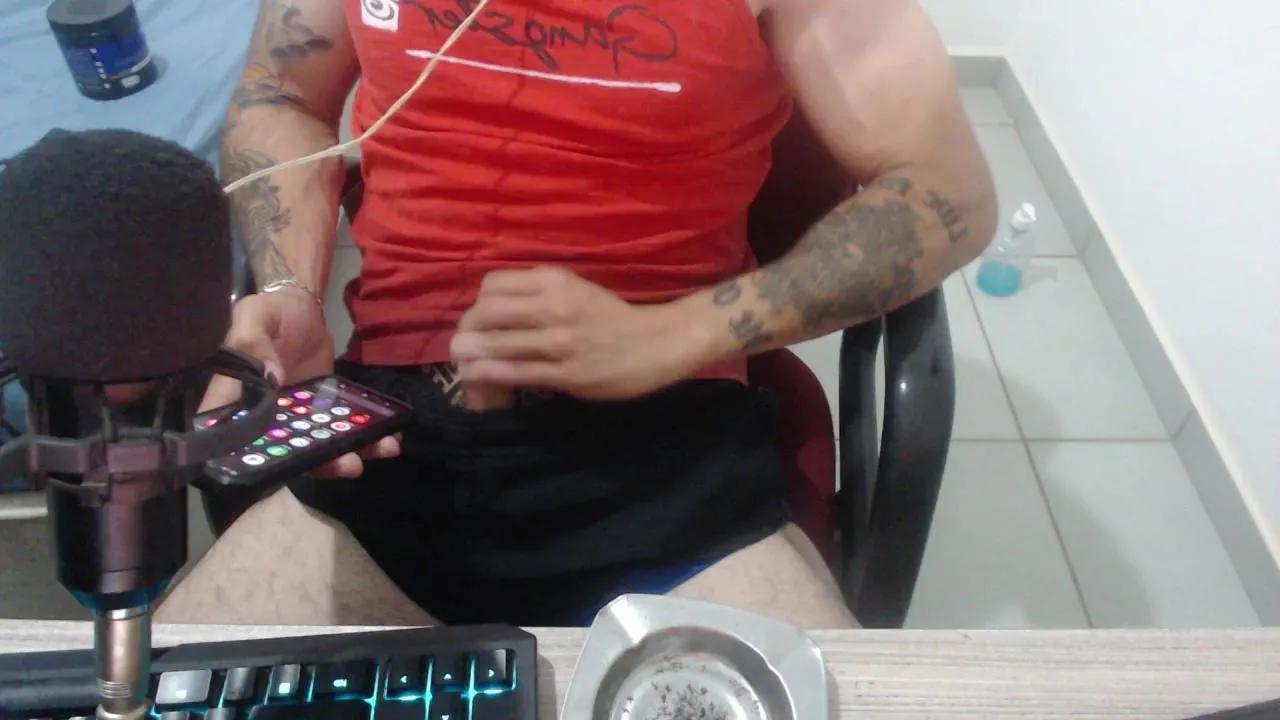 Offline Jac8k on Cam4