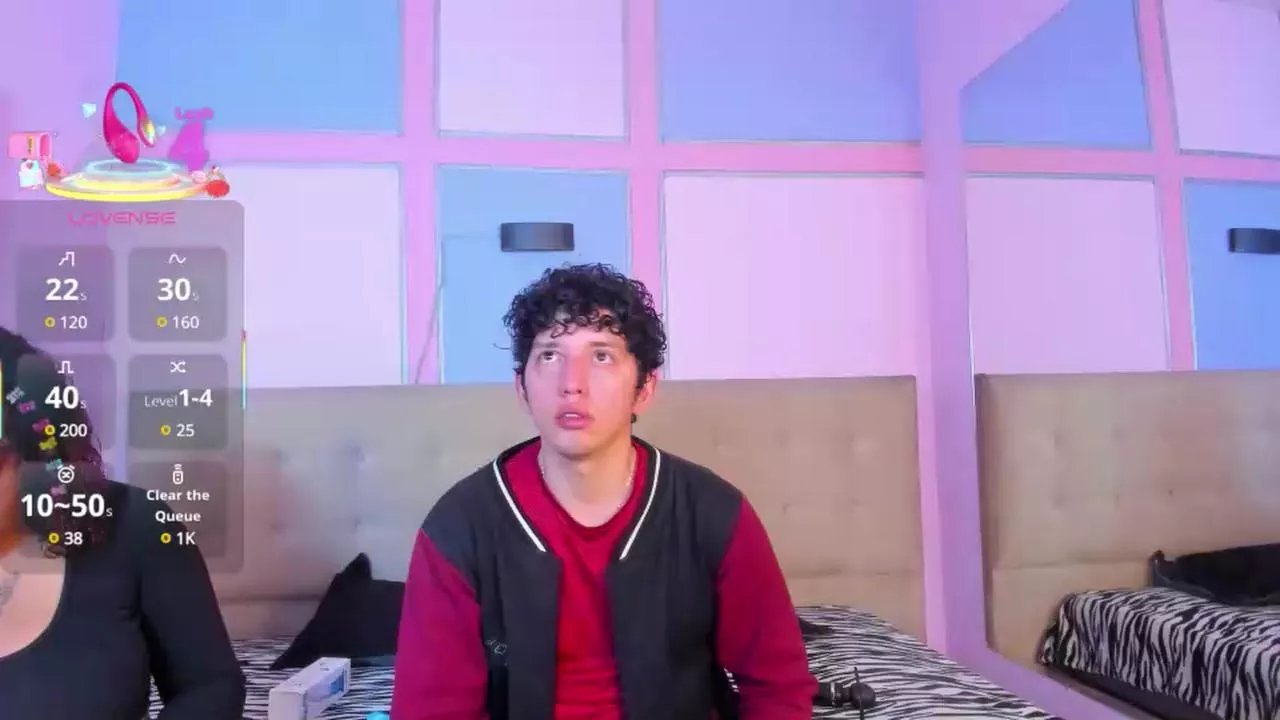 Offline JacksondScarlet on Cam4