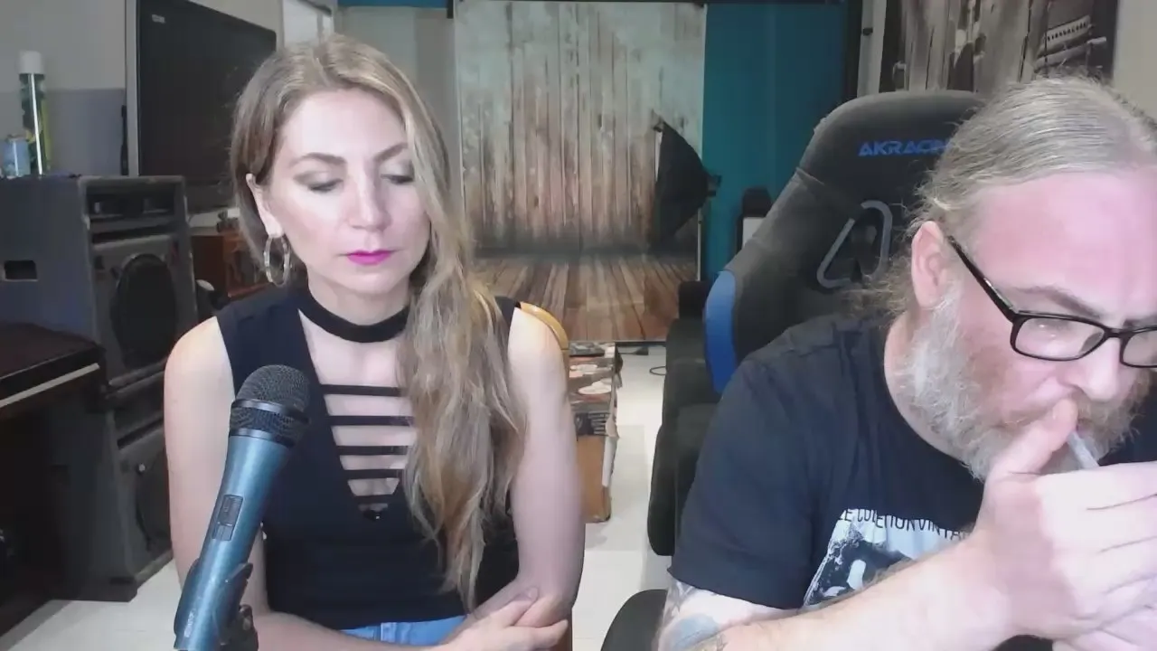 Offline jaimote30 on Cam4