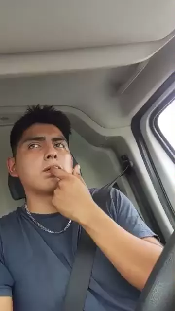 Offline James25nava on Cam4