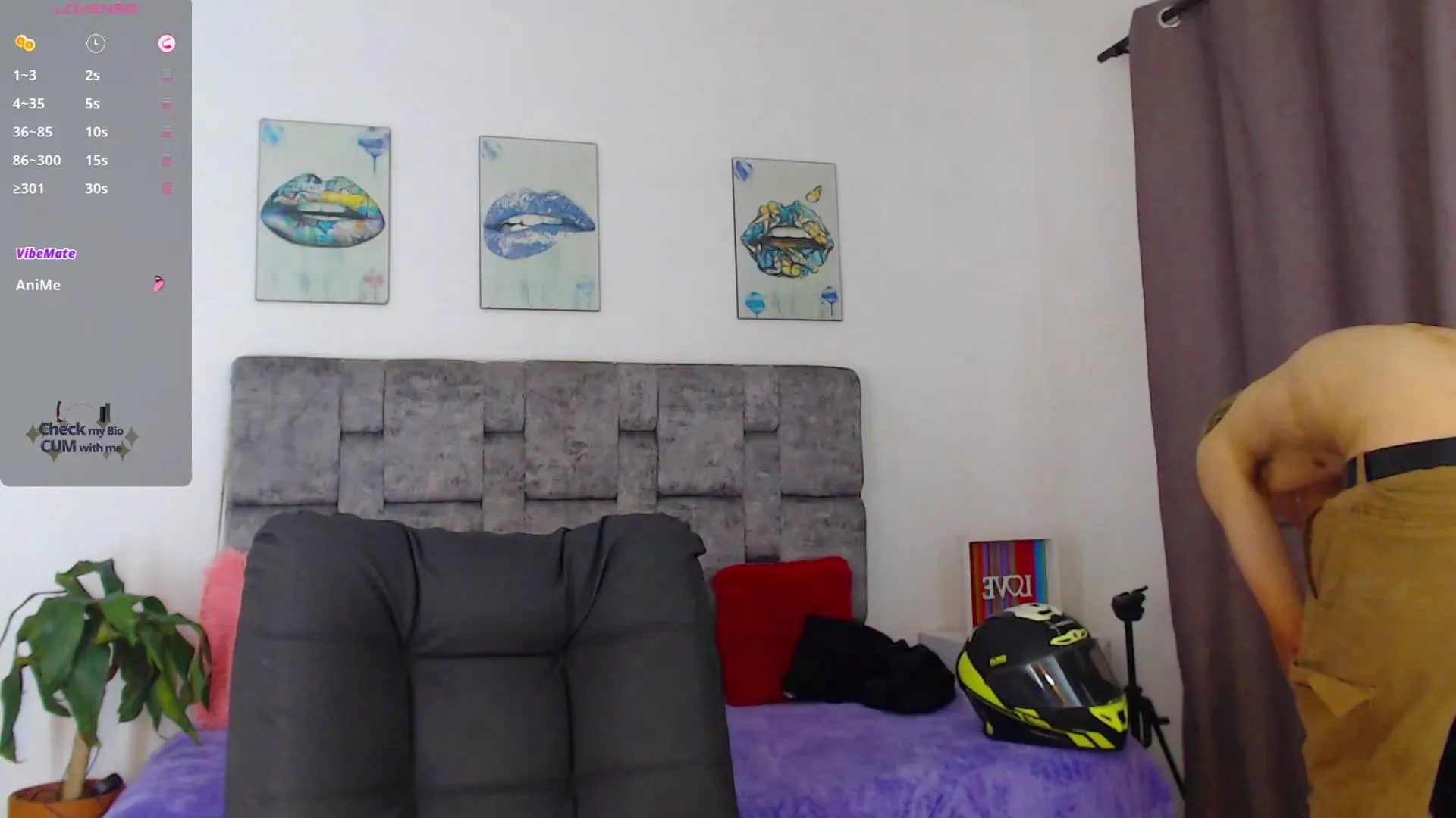 Offline james_bigc0ck20 on Cam4