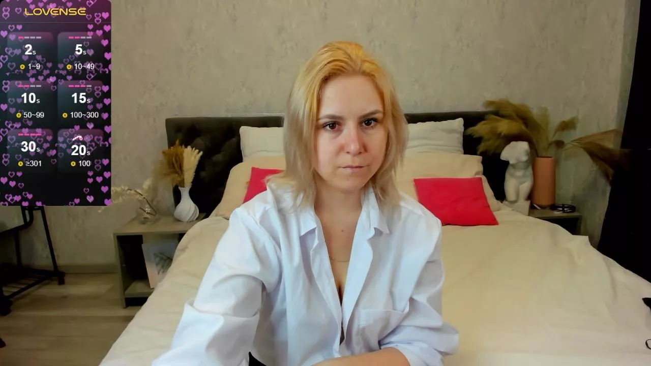 Offline Jane_Broks on Cam4