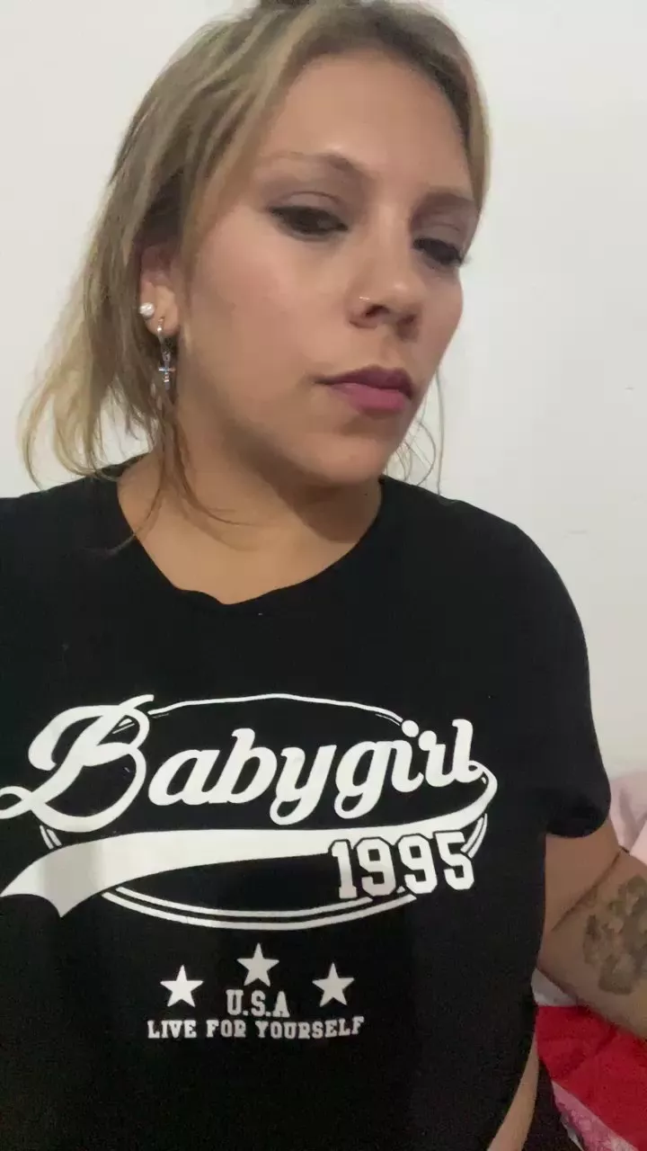 Offline Jannahot2024 on Cam4