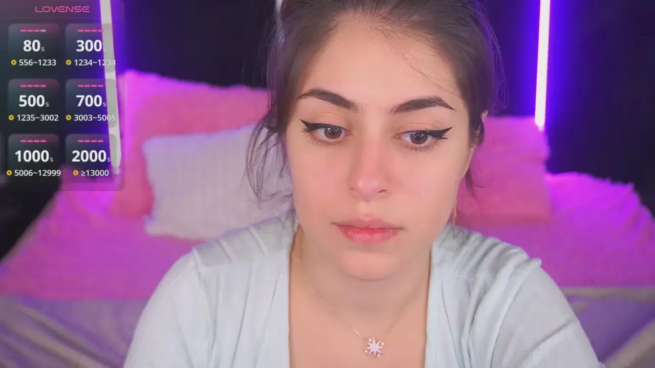 Offline JasminKaa on Cam4