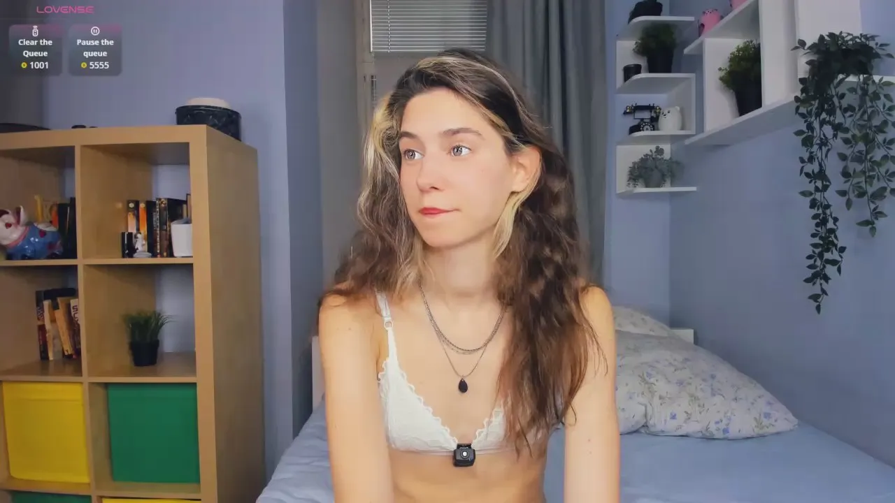 Offline JayneFurness on Cam4