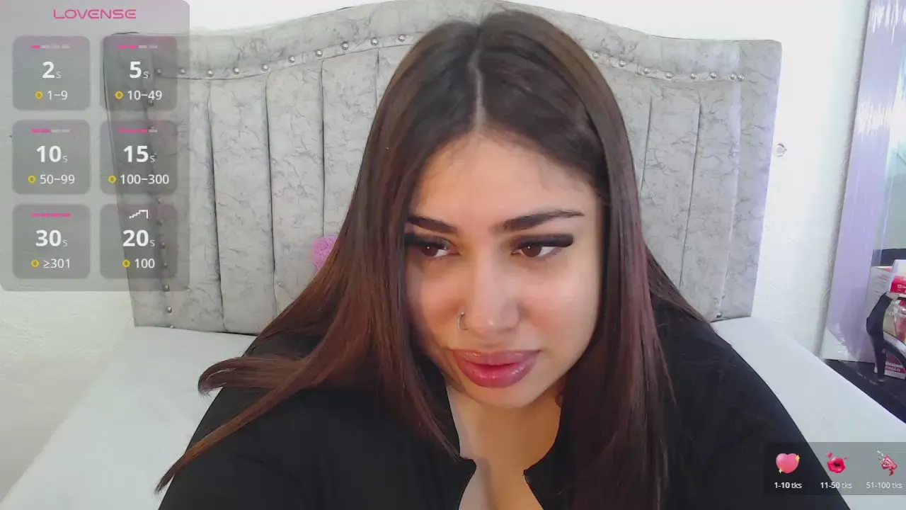 Offline jazminslut on Cam4