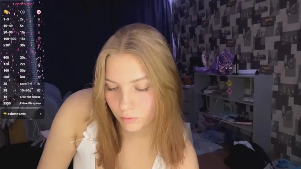 Offline JeanaBlubaugh on Cam4