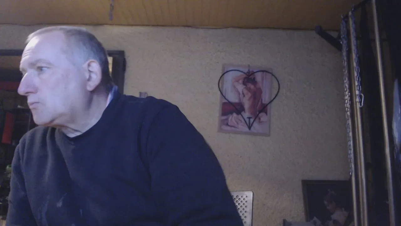 Offline jeanlulu on Cam4